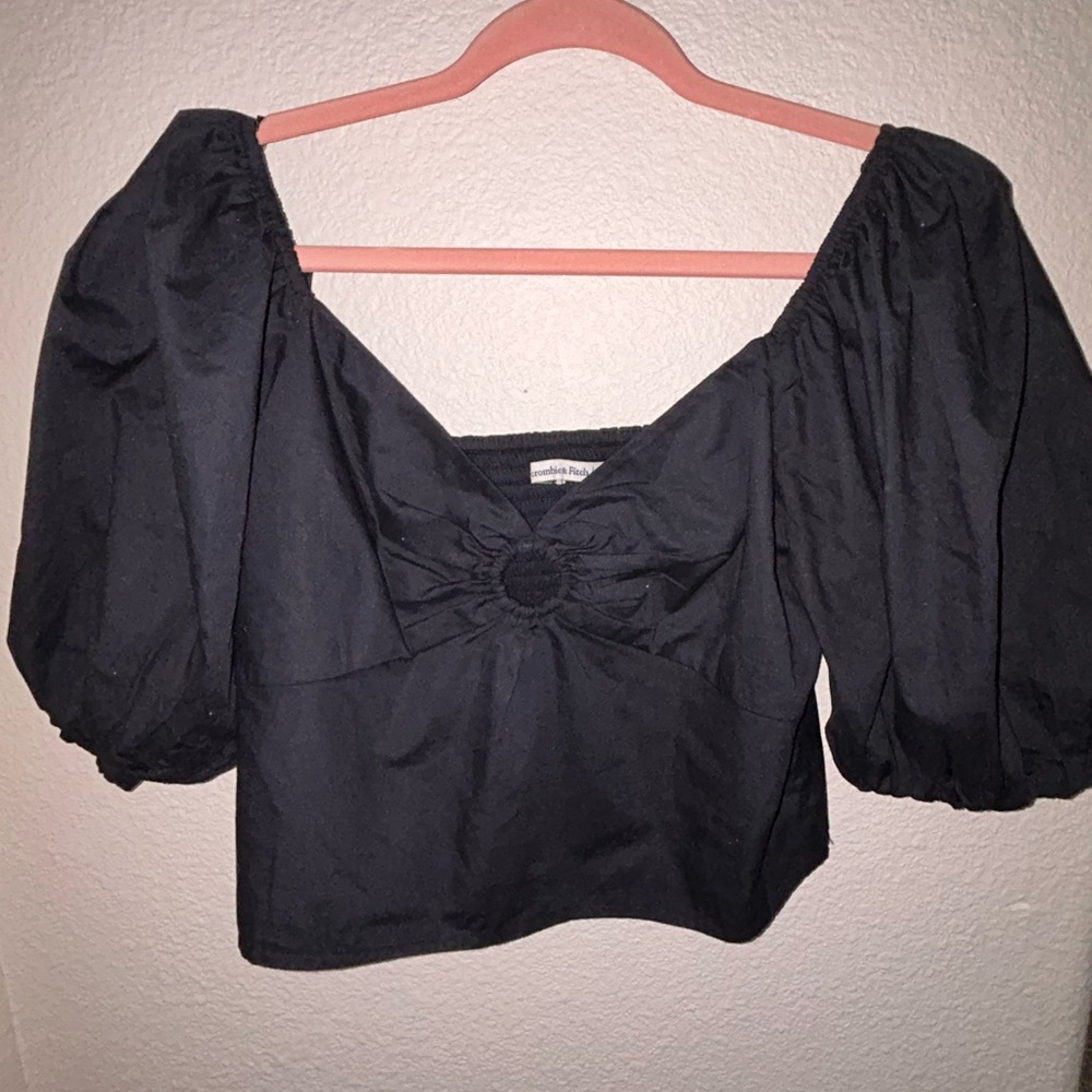 Abercrombie & Fitch Black Puff Sleeve Crop Top